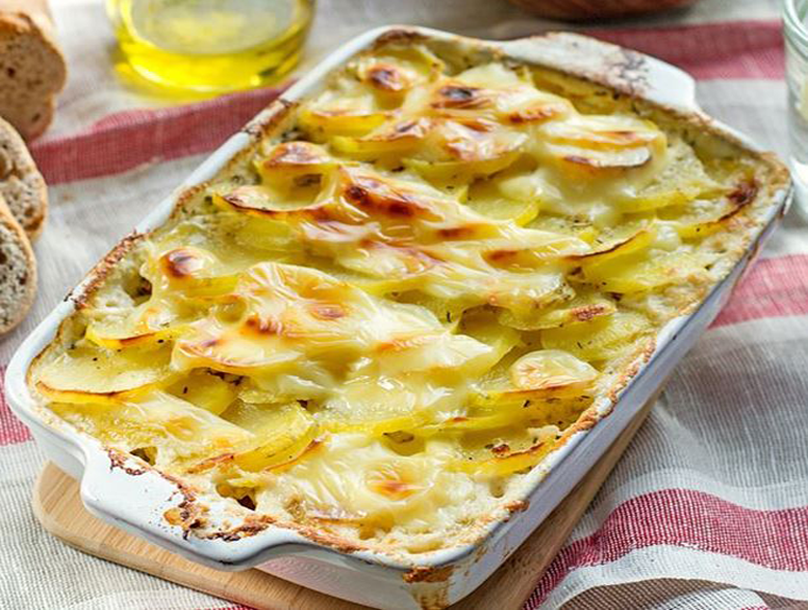 Gratin de panais-pommes de terre sur lit de lardons