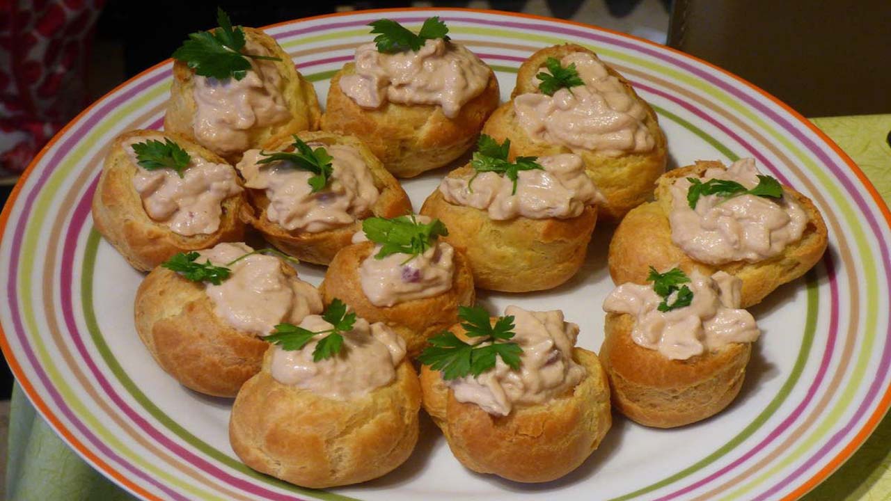 Les profiteroles au jambon et aux champignons