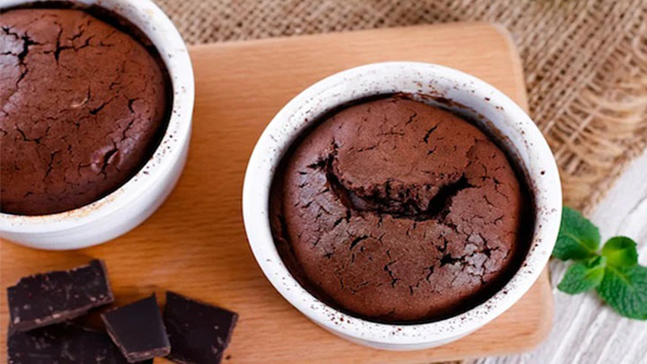 Moelleux au chocolat prêt en quelques minutes au micro-ondes