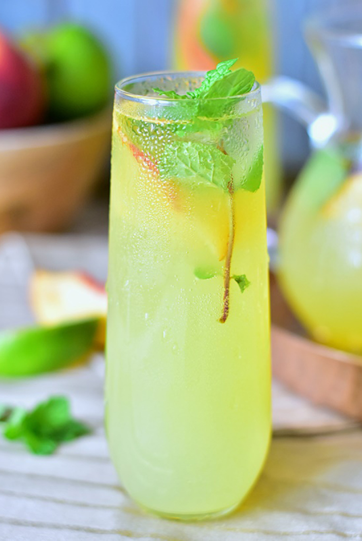 Mojito aux pêches sans alcool