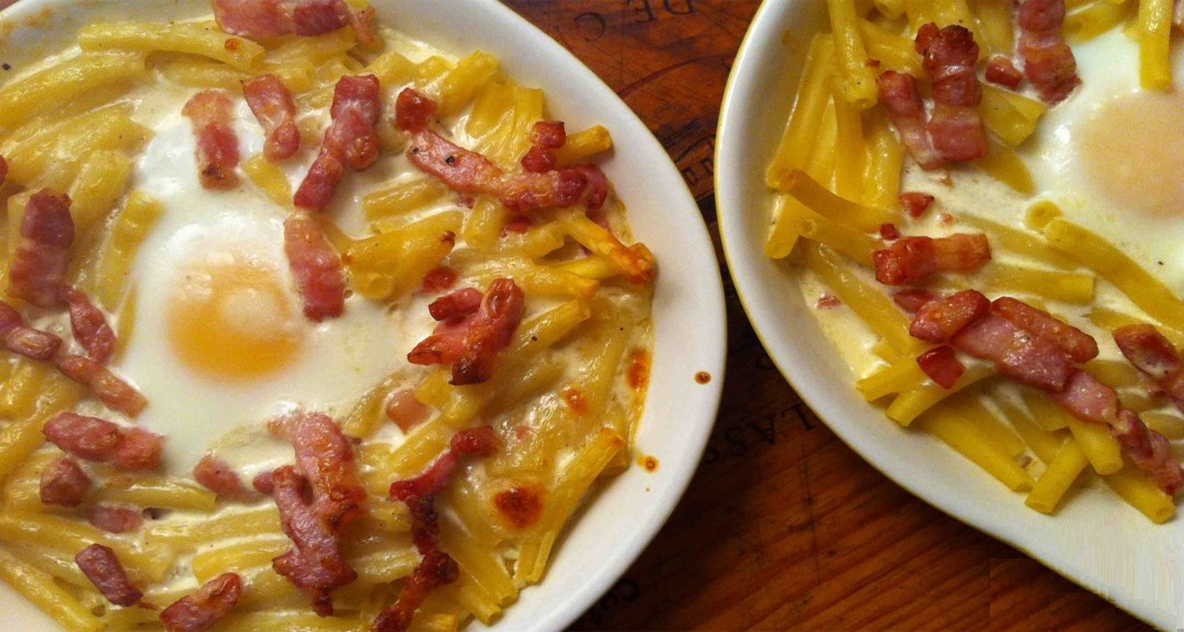 Oeufs cocotte façon carbonara