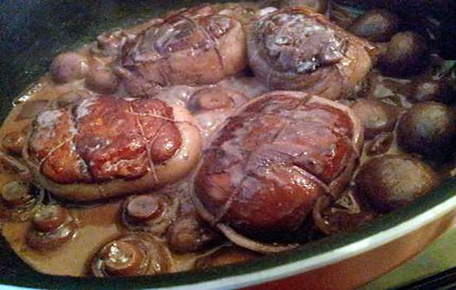 Paupiettes de veau sauce chasseur à la créme