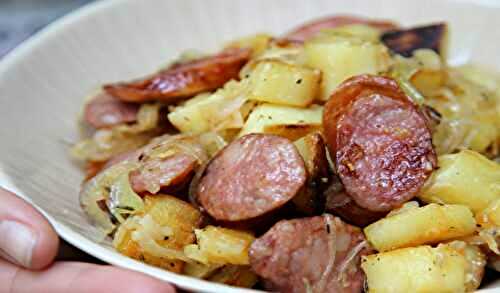 Poêlée aux pommes de terre et saucisse fumée