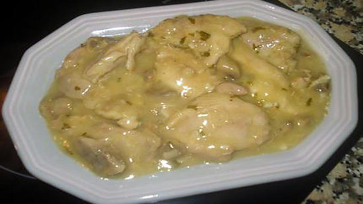 Poulet a l'ail (pollo al ajillo) recette facile