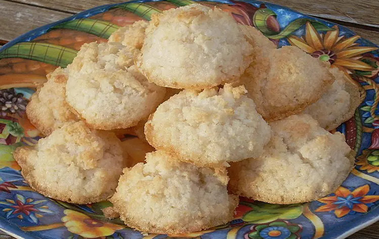 Rochers à la noix de coco légers et fondants