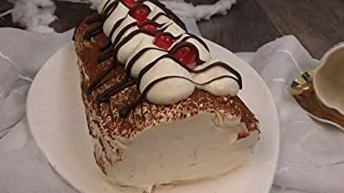 Tiramisu façon bûche de noël sans cuisson !