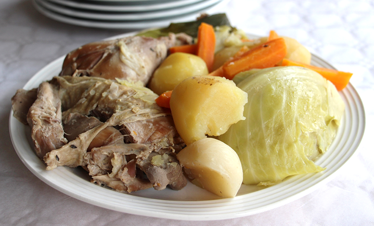 Un bon pot au feu à la cuisse de dinde