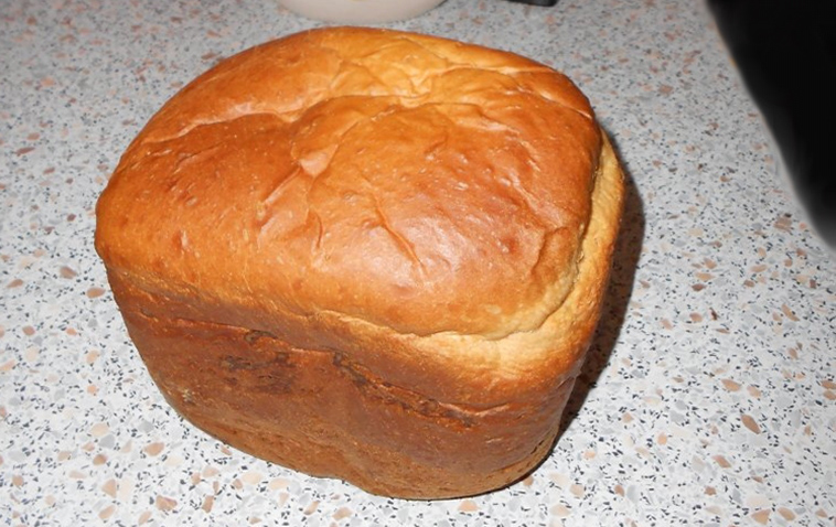 Une bonne brioche facile à la vanille