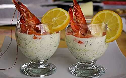 Verrine fraîcheur concombre, et crevettes roses