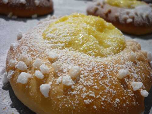 Brioche à la crème pâtisière