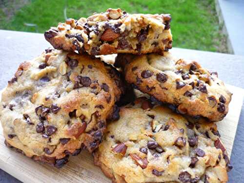 Cookies énoooormes aux amandes et chocolat