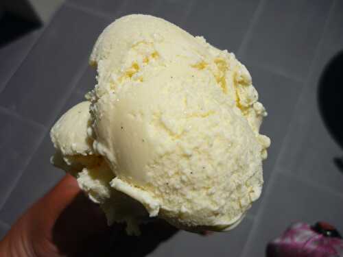 Crème glacée à la vanille - Chez Ale