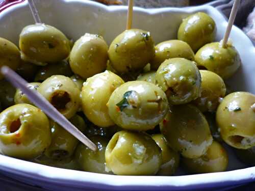 Olives vertes aux herbes