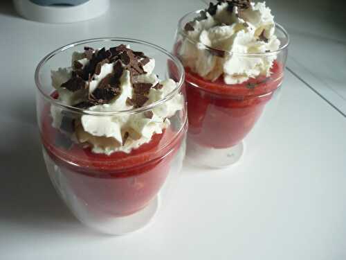 Verrine fraise façon Viennois