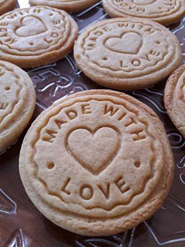 Biscuits "made with love" (Facile et rapide)