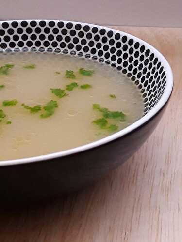 Bouillon de volaille détox (Nigella Christmas)