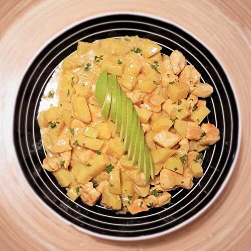 Curry de volaille cuisiné au curry, lait de noix de coco, pomme vert de Cyril Lignac dans Tous en cuisine