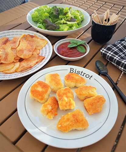 Nuggets de poulet, sauce barbecue et chips au paprika