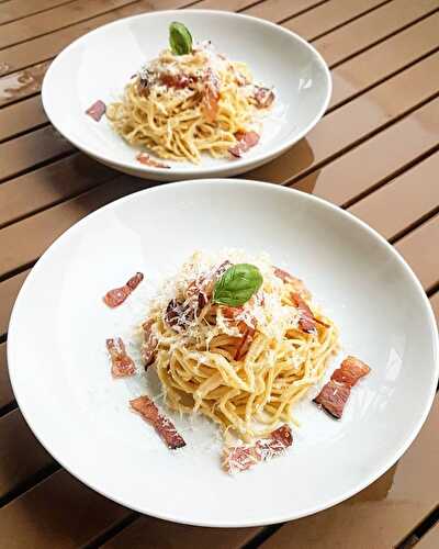 Recette des vraies carbonara de Chez Zanoni Simone et Cyril Lignac dans Tous en cuisine, 2eme édition