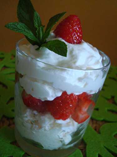 Vacherin express au fraise, pour fêter le printemps