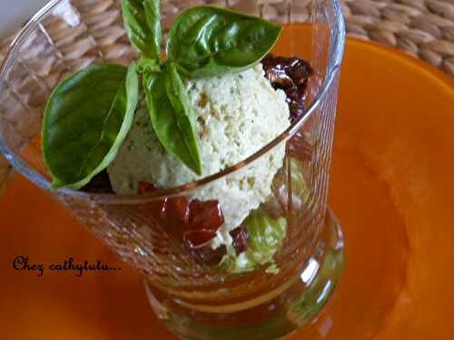 Verrine glace avocat-chili au yaourt (Régal)