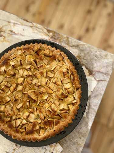 Tarte feuilletée amandine aux pommes de Cyril Lignac, Tous en cuisine