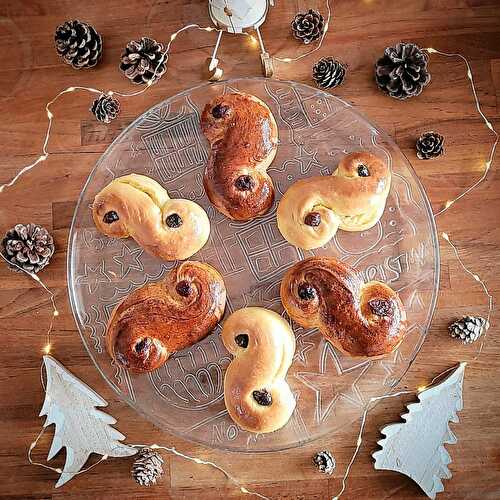 Lussekatter ou brioches de sainte Lucie suédoises au safran