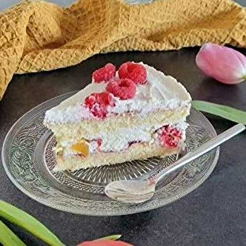 ...Gâteau très léger façon tiramisu aux fruits (avec ou sans cuisson)... (Cathytutu, Hervé cuisine)