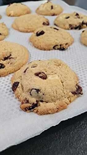 ...Délicieux cookies chocolat blanc et cranberries... (Cathytutu)