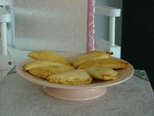 Chaussons à la compote de pommes saveur pain d'épices.