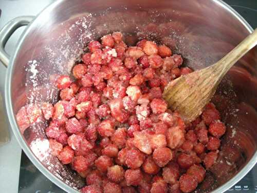 Confiture de fraises, vanille de madagascar à l'agar agar...