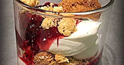 Verrines gourmandes framboises et fraises