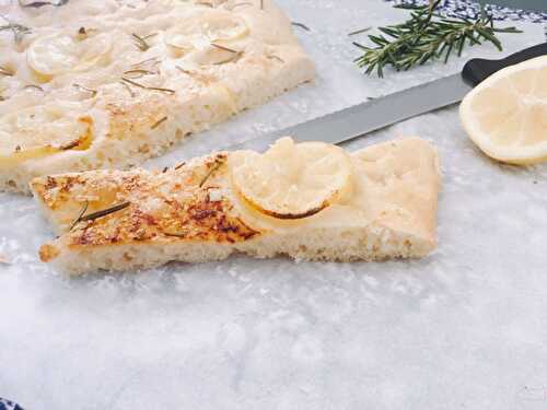 Focaccia au citron et thym