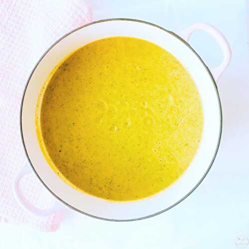 Potage aux courgettes parfumé au safran | Citronelle and Cardamome