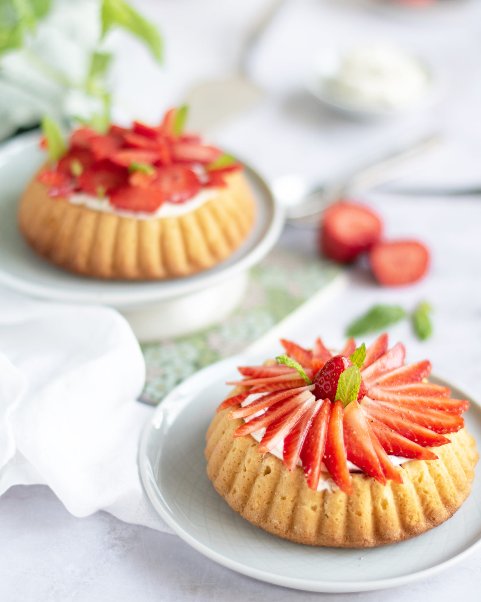 TARTES GENOISE AUX FRAISES