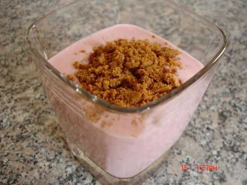 Douceur aux fraises et son crumble de spéculoos