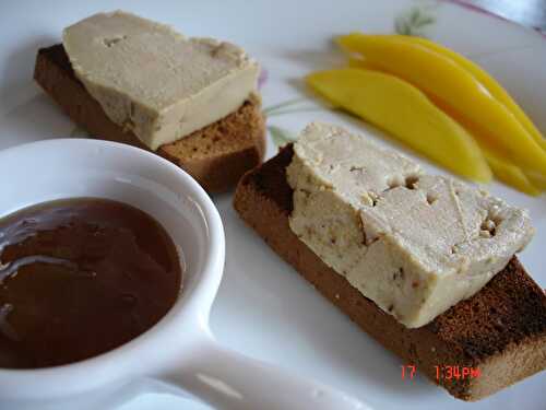 Foie gras sur son toast de pain d'épices