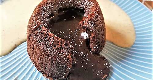 Les Meilleurs Coulants au Chocolat, accompagnés de Crème Anglaise