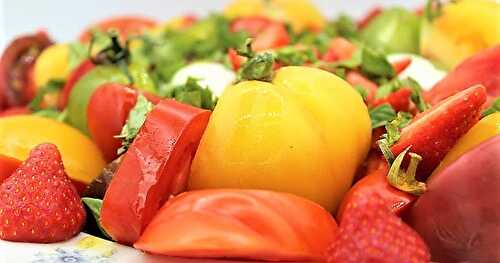 Salade de Tomates, Mozzarella et Fraises