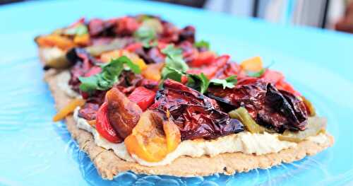 Tarte Crackers au Houmous et Poivrons grillés