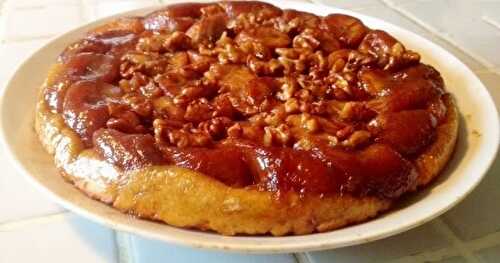 Tarte Tatin aux Bananes et aux Noix Caramélisées 