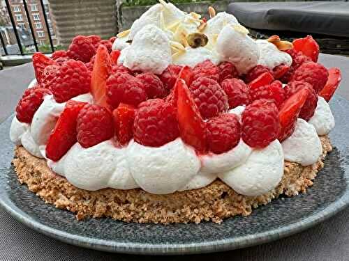 Entremets Aérien aux Fraises et Framboises