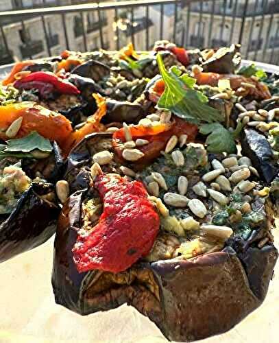 Salade d’Aubergines et Poivrons Grillés, Sauce aux Anchois