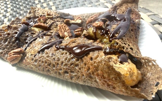La Recette des Galettes de Sarrasin... version Bananes Caramélisées, Fleur de sel et chocolat. Avec mon Billig!