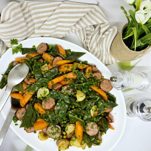 Poêlée de légumes printaniers à la saucisse de Montbéliard