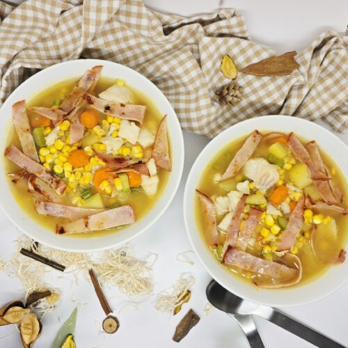 Soupe de légumes au cabillaud et bacon