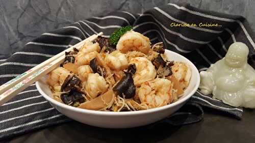 Poêlée asiatique aux crevettes et champignons noirs