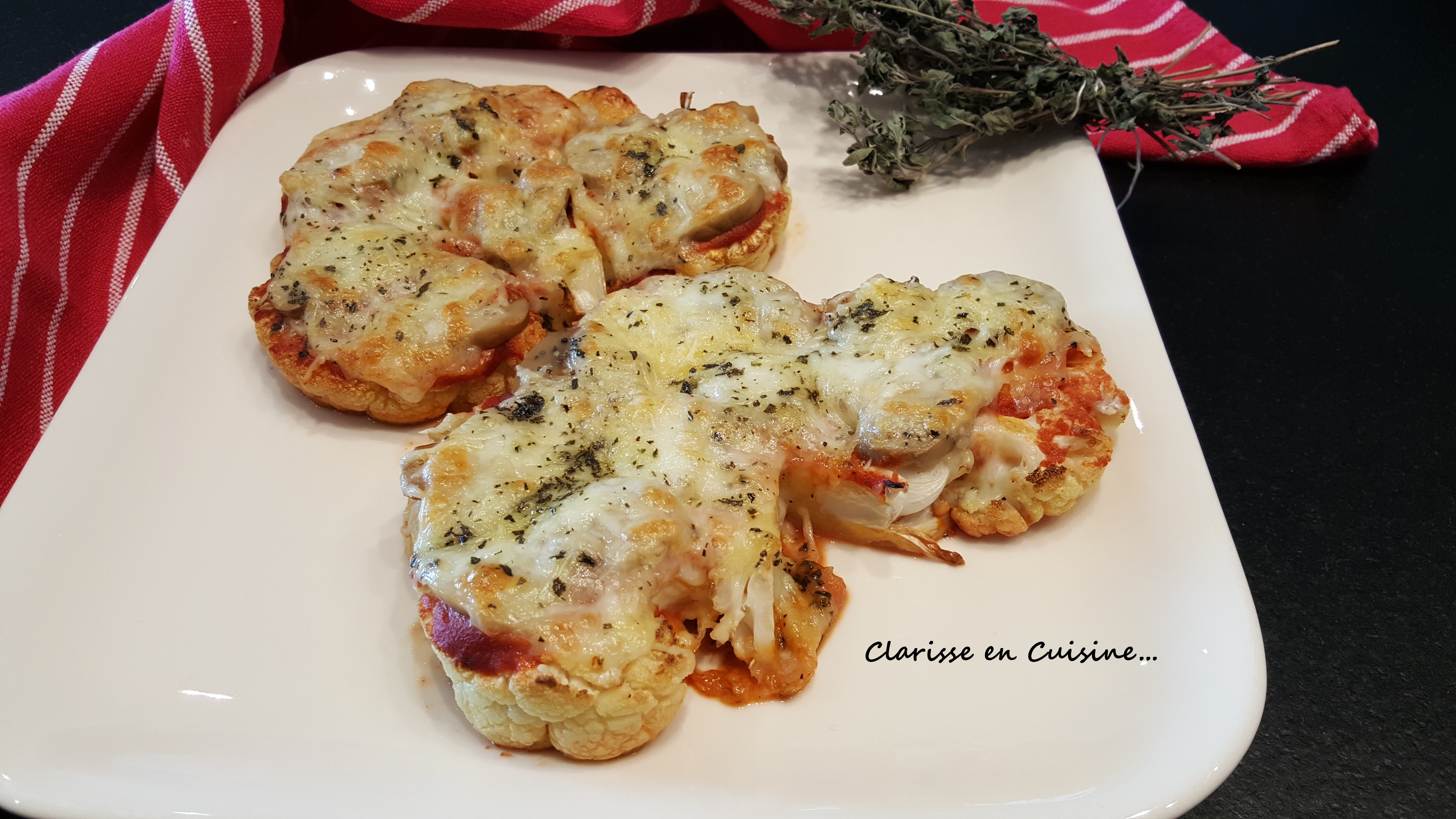 Tranches de chou-fleur saveur pizza