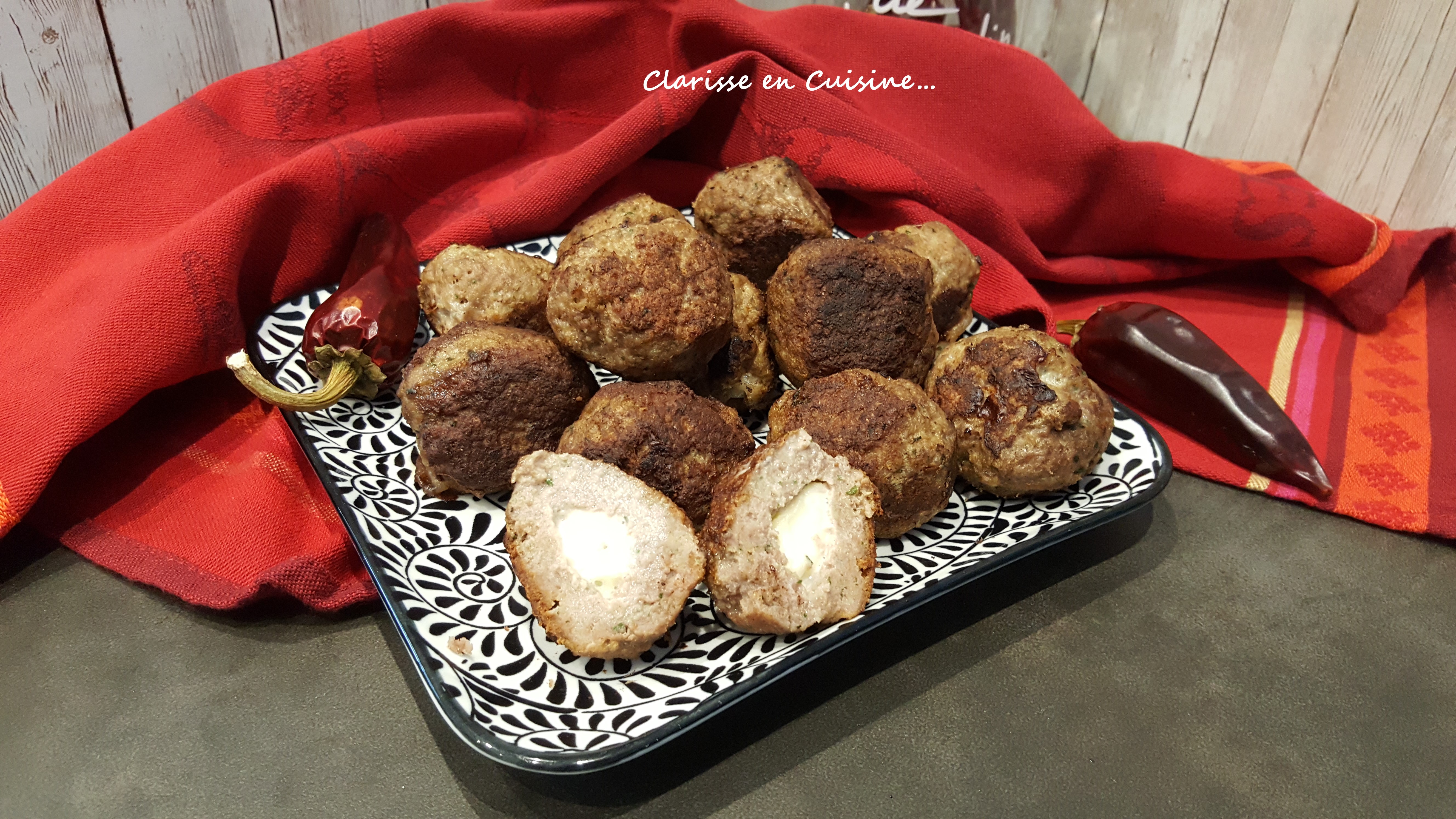 Boulettes de bœuf farcies à la mozzarella