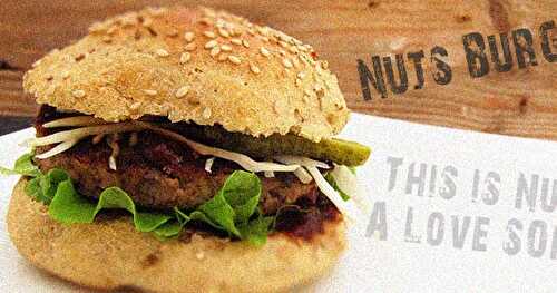 Nuts burger, ketchup et buns faits maison